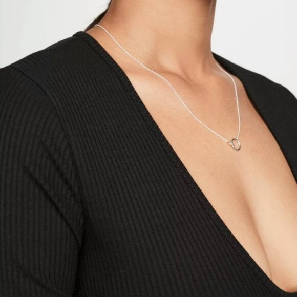 Reformation Indie Long Sleeve Bodysuit XL Ribbed Black Minimalist Tencel Fitted - Picture 7 of 9